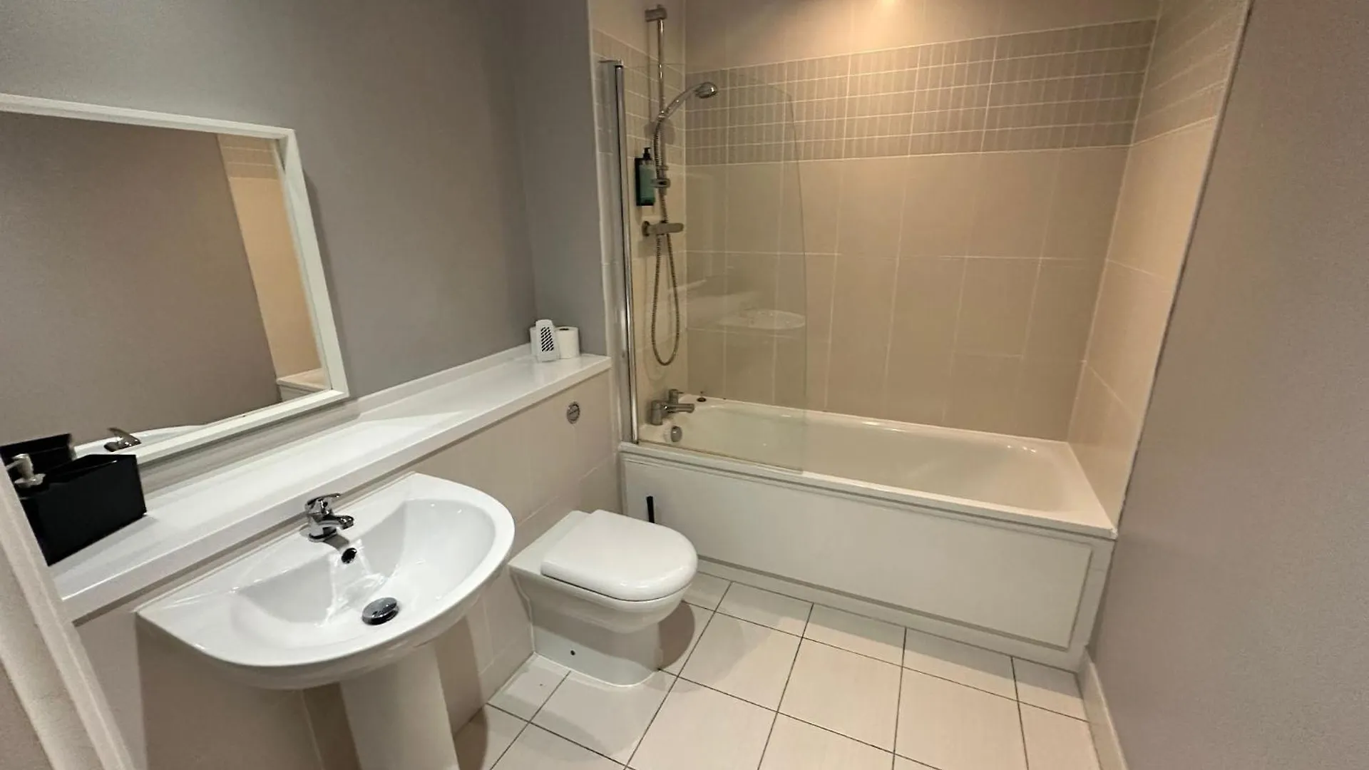 Obel Apartments By Beehosting Belfast United Kingdom